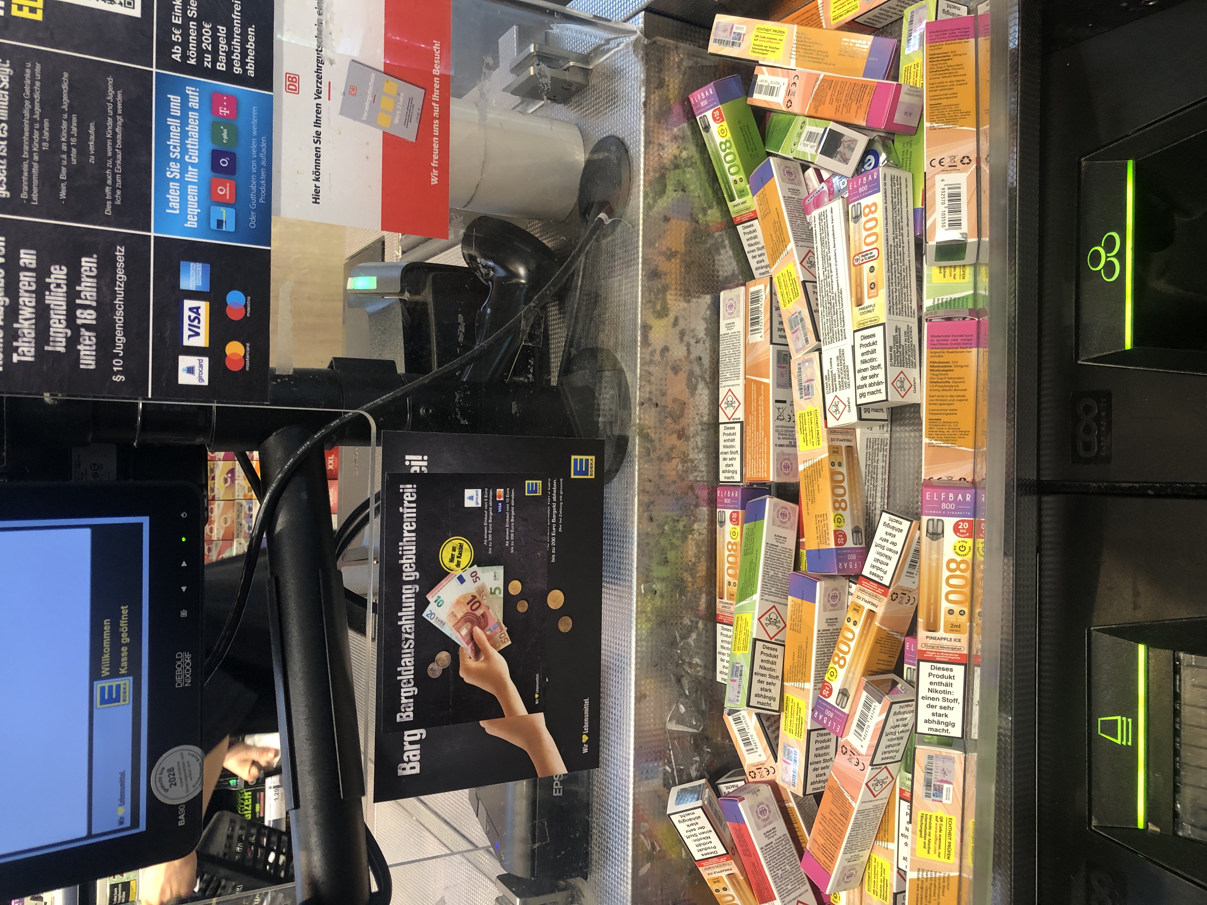 Zigaretten müssen sehr viel teurer werden. E-Zigaretten auch!